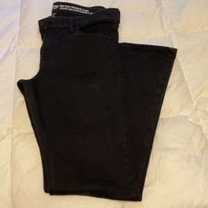 Women’s Mid Rise Trouser Flare Black Jeans. Size14